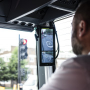 Die Buskamera MirrorEye trägt zur Verkehrssicherheit bei